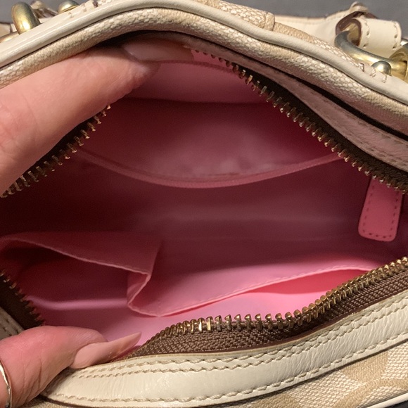 *RARE* Coach Heritage Stripe Satchel - Picture 7 of 11